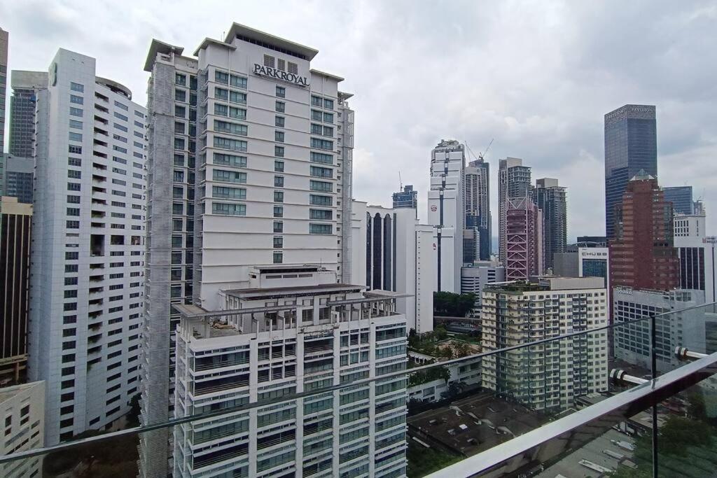 A05 Bukit Ceylon Kl Tower View Balcony Apartment كوالالمبور المظهر الخارجي الصورة